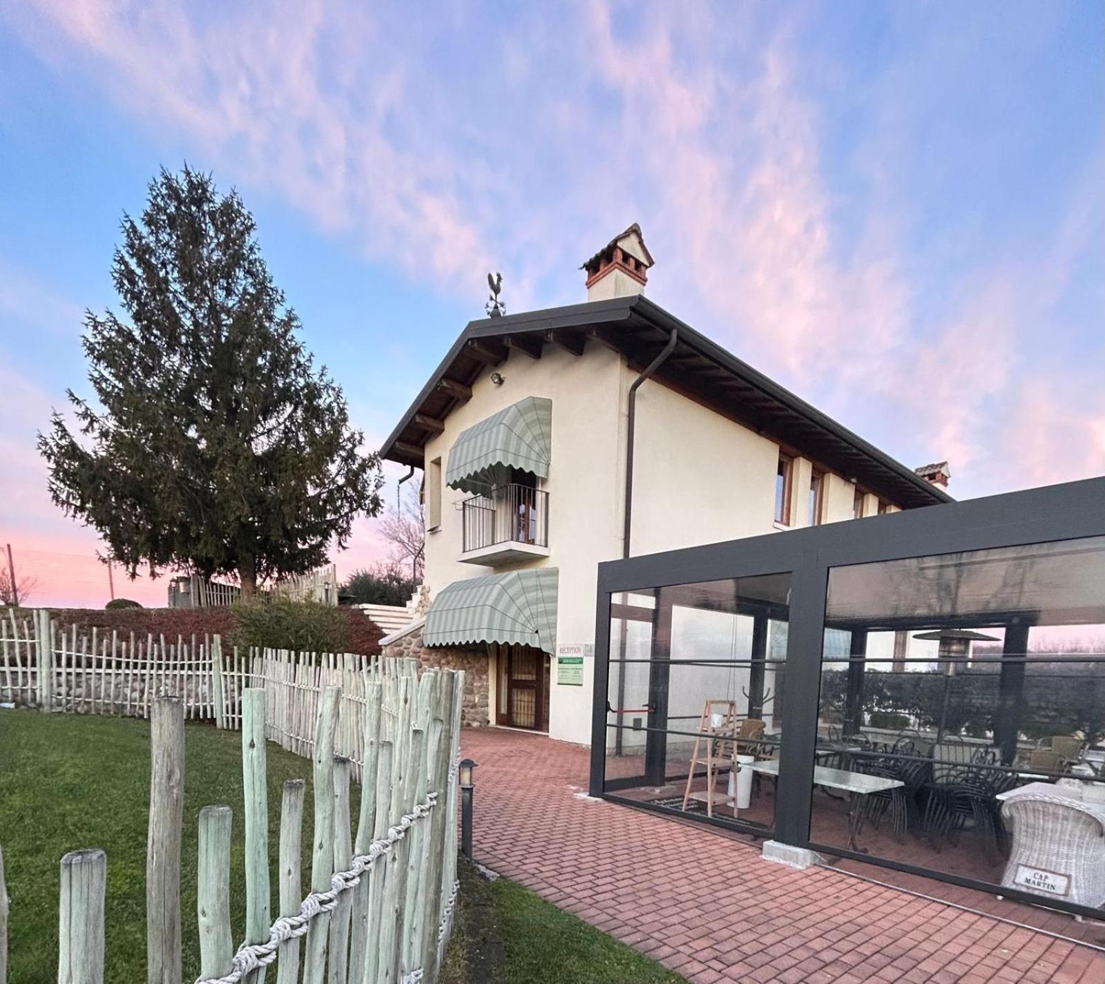 Agriturismo & Agricamping Serena Pastrengo Kültér fotó